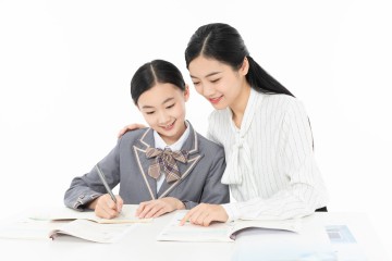 一對一初中生輔導對比大班輔導？