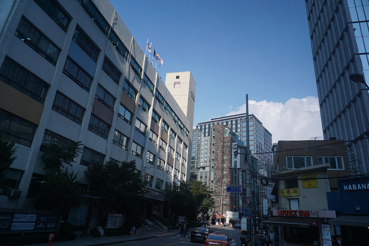 去韓國(guó)留學(xué)，哪些材料是不可少的？