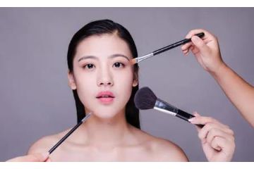 三個化妝技巧示范教程 讓你煥發(fā)自然光彩